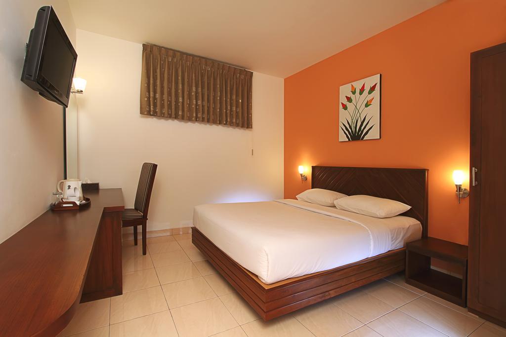 Maesa Hotel Ponorogo Room photo